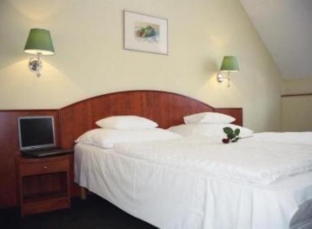 Gottwald Hotel Tatabánya Rom bilde